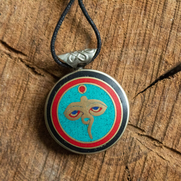 naszyjnik, amulet dwustronny czenrezik z koralu i turkusu