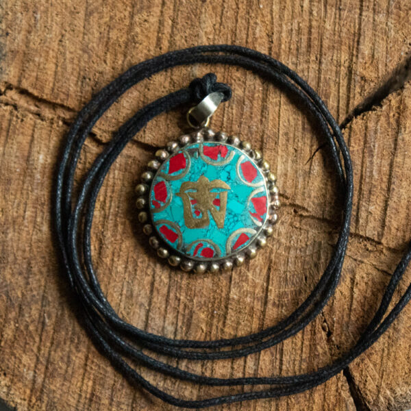 Amulet Tybetański Om Turkus Koral