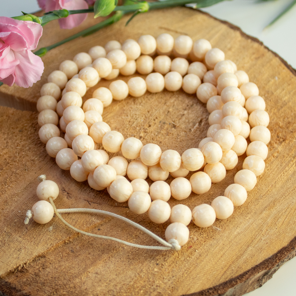 mala buddyjska ceramiczna kremowa