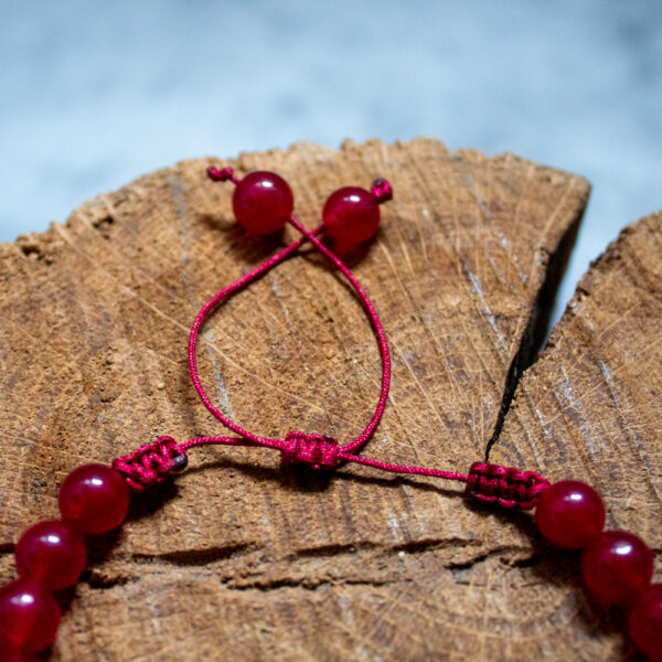czerwona bransoletka szczęścia na sznurku z jadeitu z tybetańskim węzłem nieskończoności, biżuteria z kamieni naturalnych na sznurku