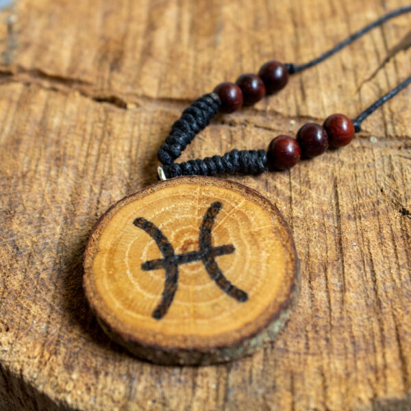 talizman dla ryb z drzewem sandałowym na czarnym sznurku z drewnianym wisiorkiem ze znakiem ryb, naszyjnik zodiakalny w stylu etnicznym, boho na szczęście