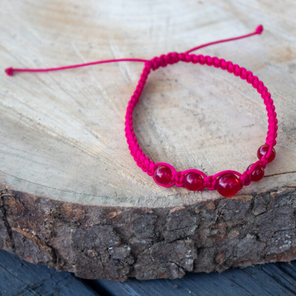 czerwona bransoletka sznurkowa z jadeitem dla lwa i wagi na miłość, biżuteria z kamieni naturalnych