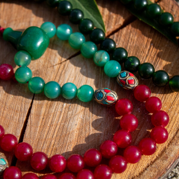 mala buddyjska zielona tara agat zielony jadeit czerwony 108 koralików do medytacji 8 mm