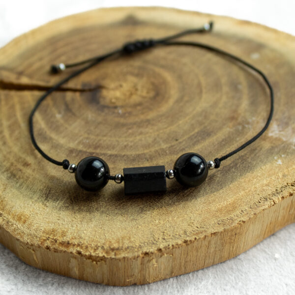 bransoletka z czarnego turmalinu na czarnym sznurku, minimalistyczna bransoletka z kamieni 8 mm ze srebrnymi kuleczkami ze stali nierdzewnej
