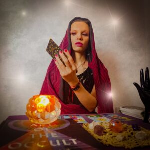 Read more about the article Wróżby Andrzejkowe – odkryj magię tego wyjątkowego wieczoru